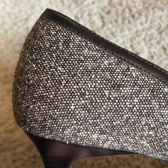 Ann Taylor LOFT Peyton Chic High Heels - Picture 7 of 11